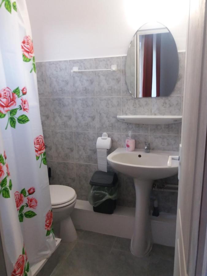Cazare Neu-Arad Autostrada Apartment Ngoại thất bức ảnh