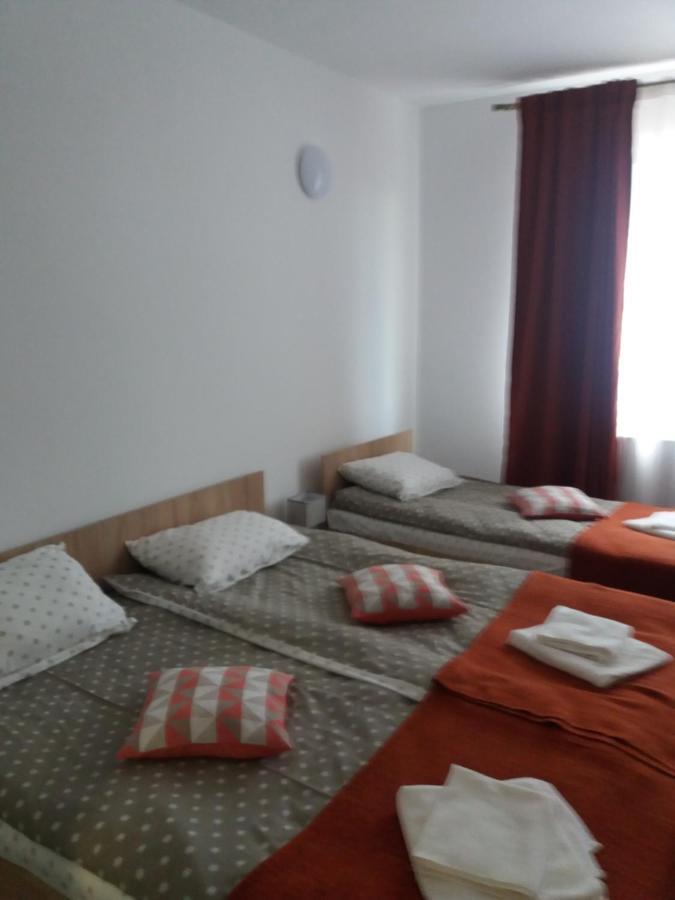 Cazare Neu-Arad Autostrada Apartment Ngoại thất bức ảnh
