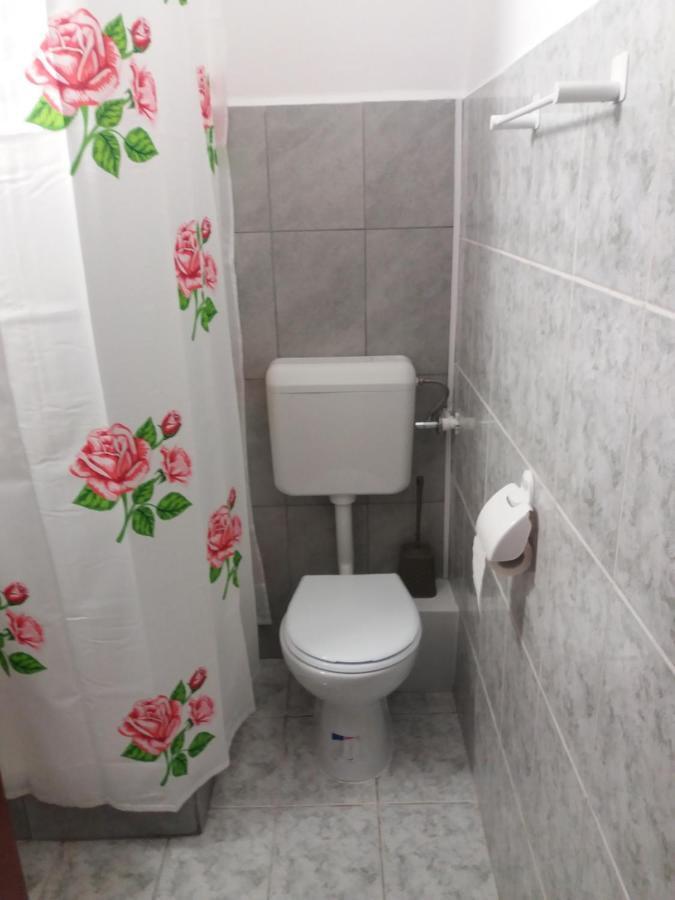 Cazare Neu-Arad Autostrada Apartment Ngoại thất bức ảnh