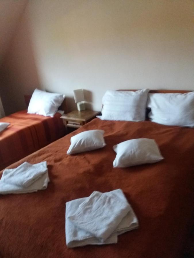 Cazare Neu-Arad Autostrada Apartment Ngoại thất bức ảnh