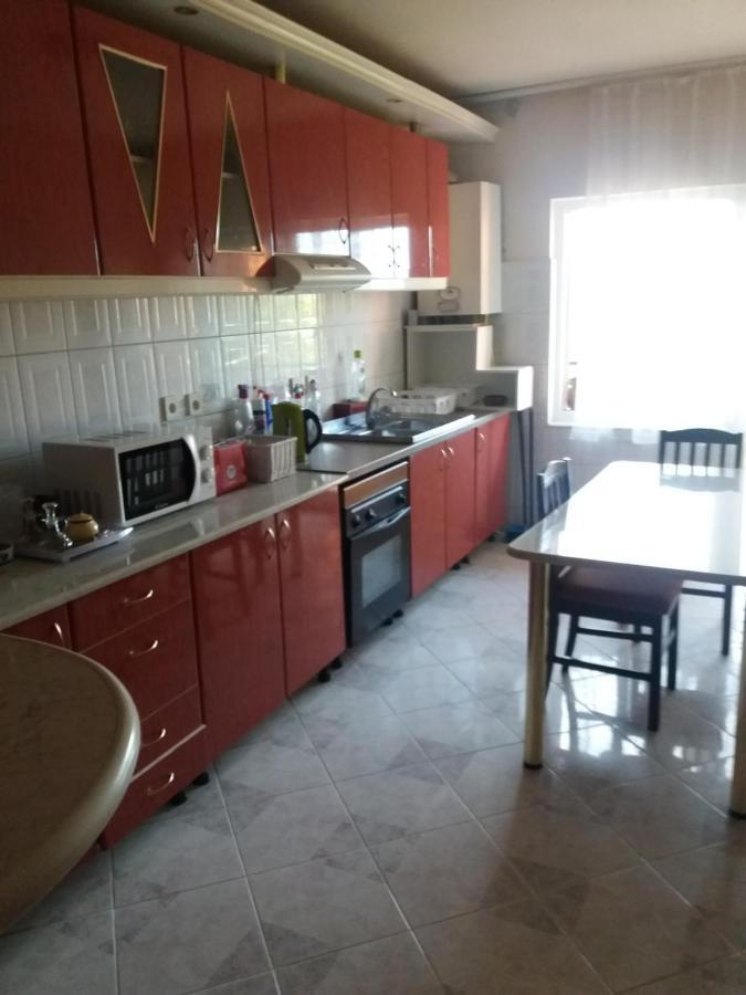 Cazare Neu-Arad Autostrada Apartment Ngoại thất bức ảnh